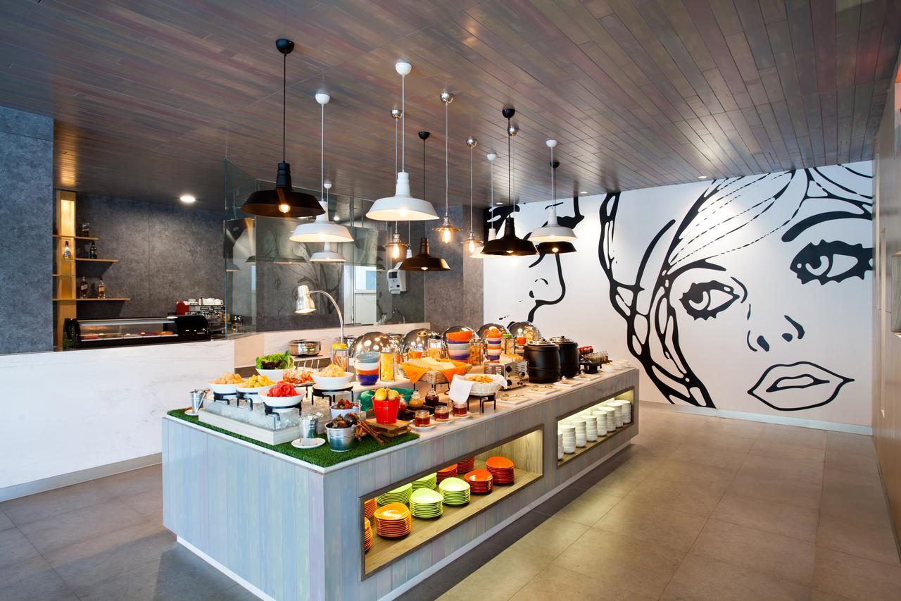 Ibis Styles Jakarta Sunter Luaran gambar